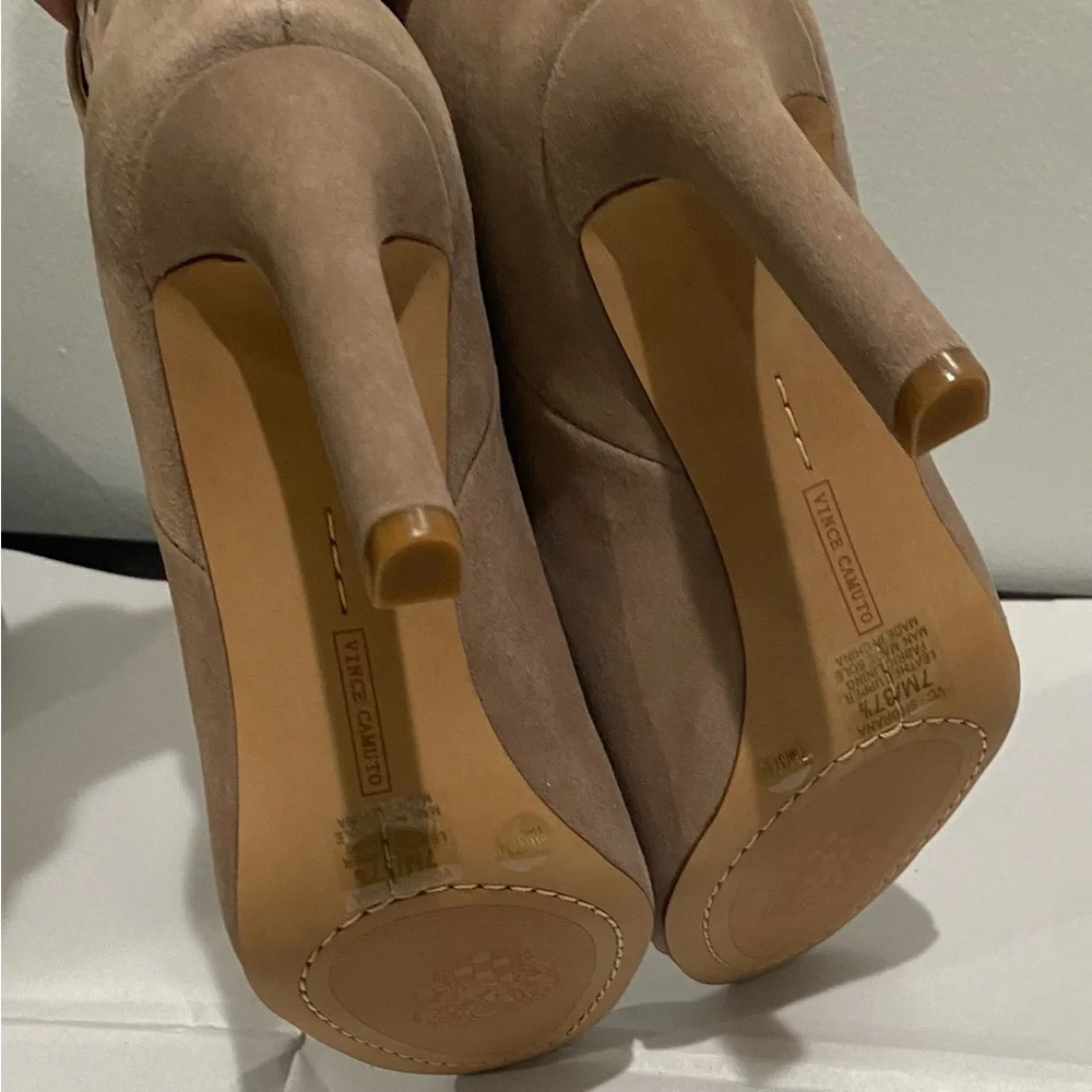 Vince Camuto Shorana Open Toe Bootie size 7